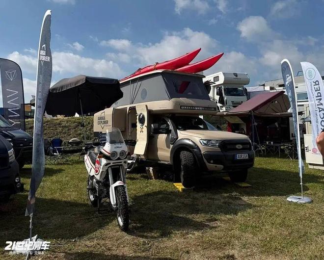 创 Auriga Explorer越野露营车不朽情缘游戏手机版双备胎+流线车身！德国初(图2)